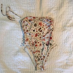 L Space one piece swimsuit - strapless w straps